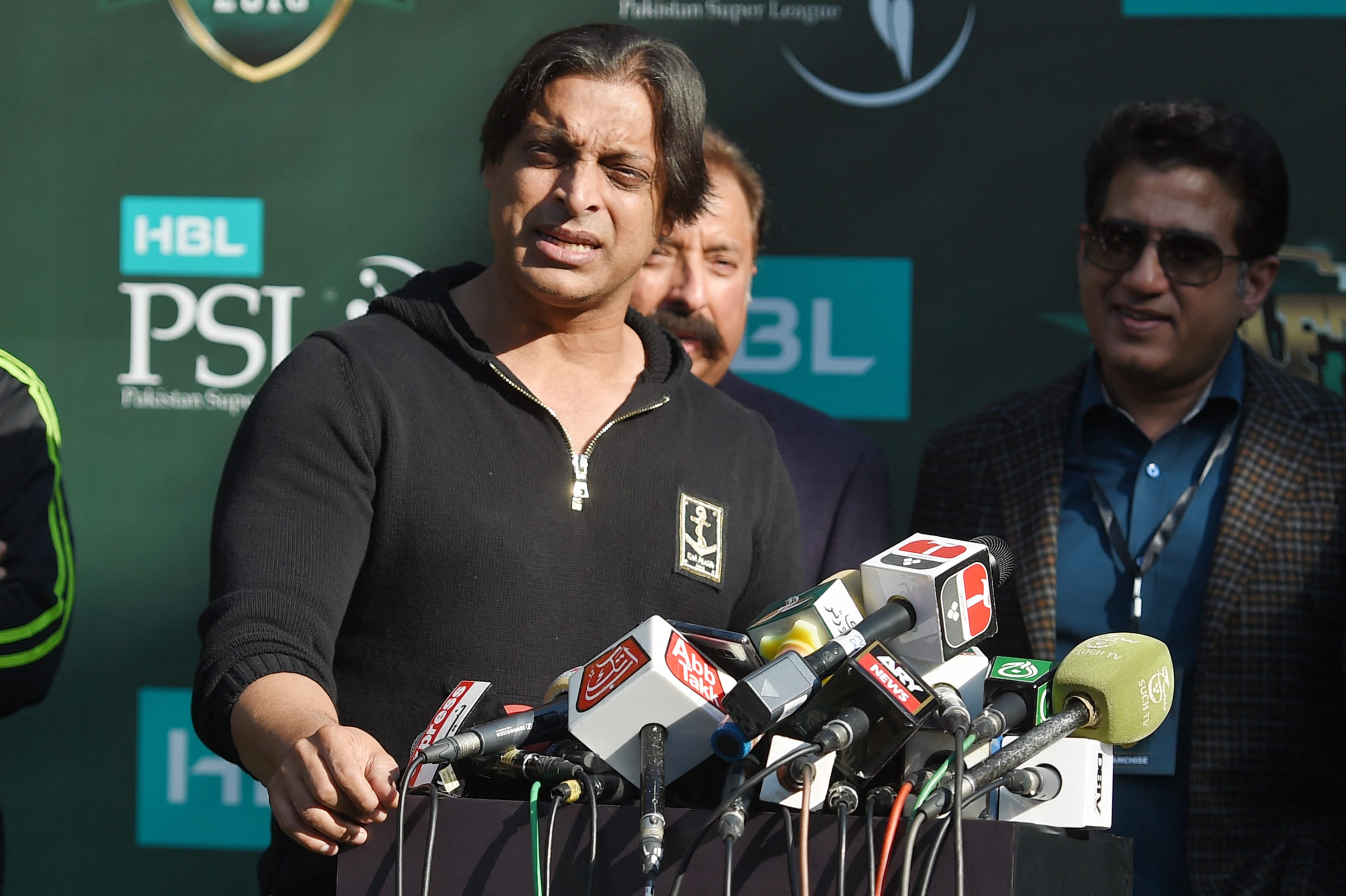 Shoaib Akhtar backs PCB’s squad changes for England Tests amid mass selections
