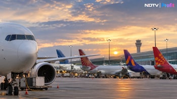 SpiceJet Domestic Aviation Market Share Falls To 1.2% In August; Akasa Air Holds Third Spot