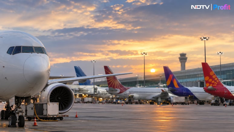 SpiceJet Domestic Aviation Market Share Falls To 1.2% In August; Akasa Air Holds Third Spot