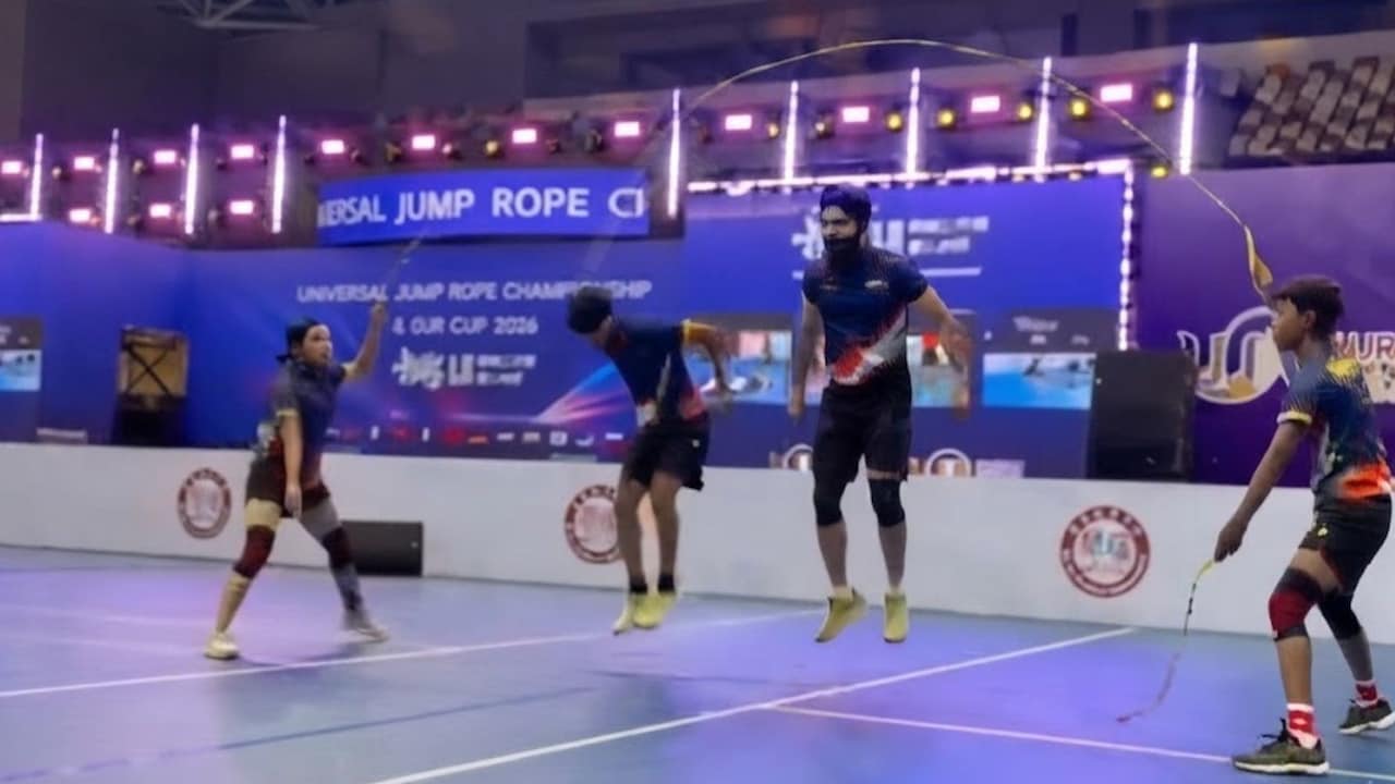 चीन में भारतीय एथलीटों के प्रदर्शन देख हैरान हुए आनंद महिंद्रा, बोले- अपनी आंखों पर यकीन नहीं हुआ