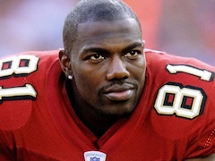 NFL Hall Of Fame Legend Has A Message For Shaquille O’Neal Over FBI Badge