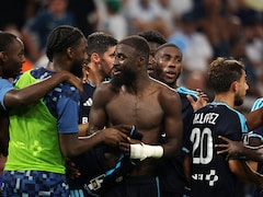 Lassine Sinayoko Stars As Unbeaten Paris FC Down Marseille
