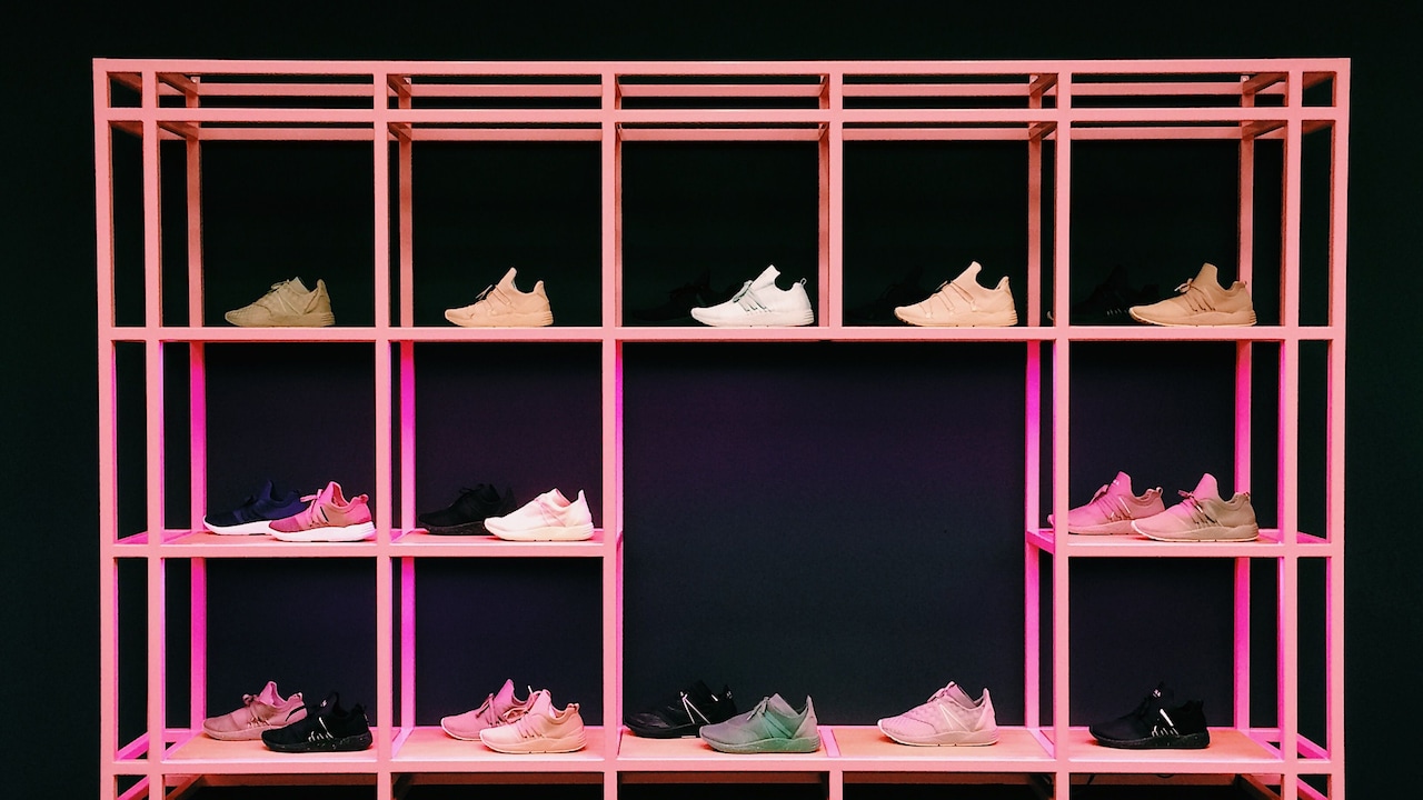 7 Shoe Racks For Entryways And Compact Bedrooms
