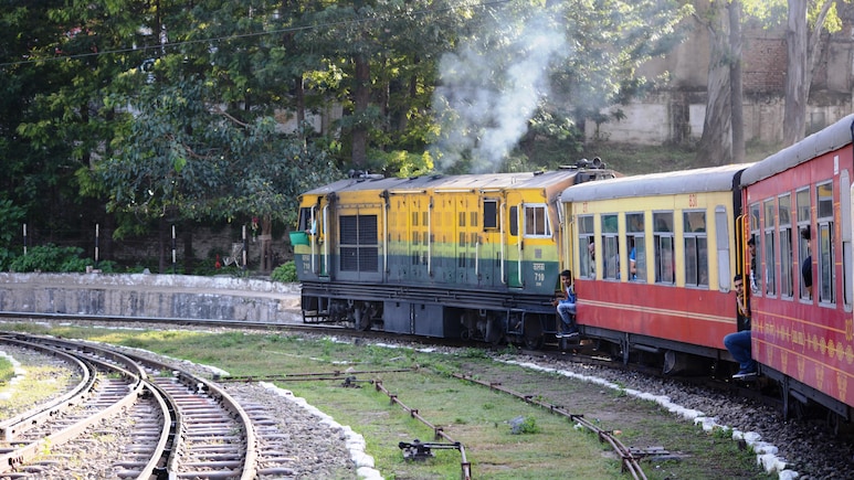Kalka-Shimla Heritage Toy Train Restarts, Tourists Excited About The Scenic Ride