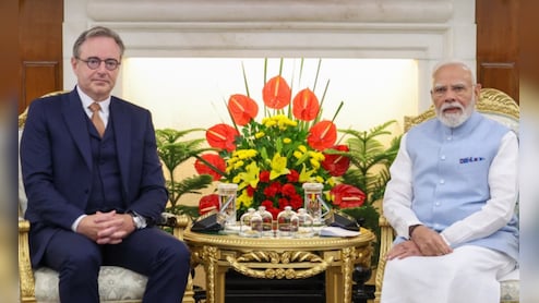 हीरों से चमकती दोस्ती डिफेंस में जोरावर तक पहुंची, मोदी-डी वेवर की मुलाकात में क्या-क्या हुआ?