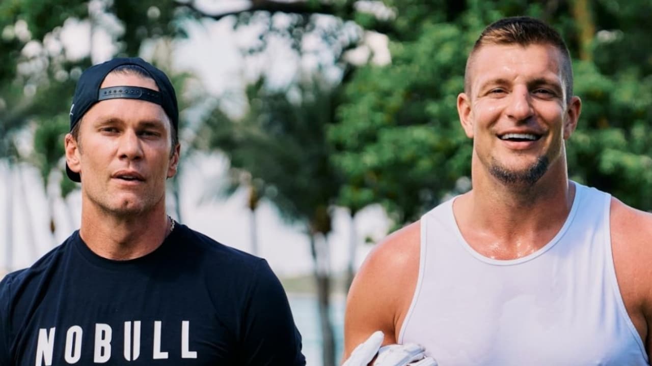 Rob Gronkowski Gives Tom Brady Hilarious Dating Advice About His Next Partner