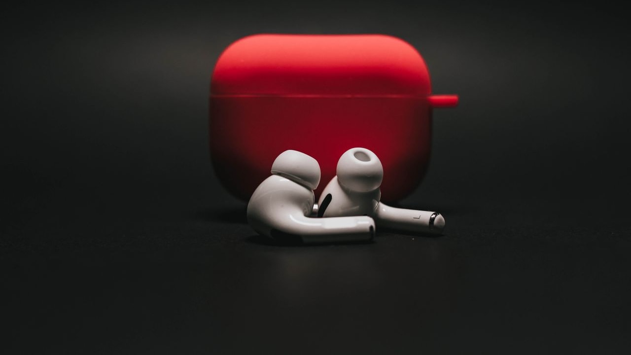 Apple AirPods Pro 3 Wireless Earbuds Apple AirPods Pro 3 Wireless Earbuds