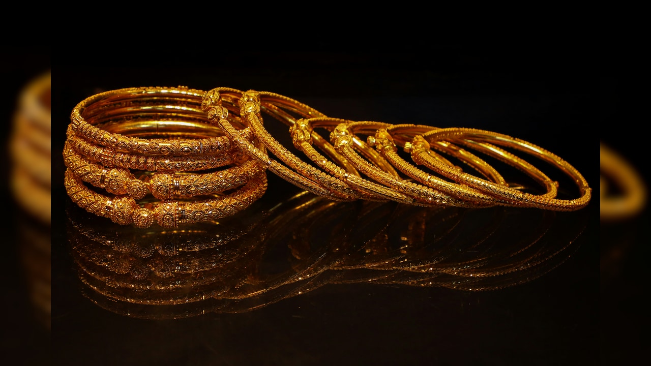 Jewellery Stocks In Focus: PC Jeweller Gains 6%, Titan Slips Over 1% - How Are Other Stocks Performing?