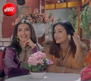 27 साल पुरानी वो फिल्म, जिसके हर गाने ने मचाई थी धूम, मां-बाप, भाई-बहन, शादी तक हर रिश्ते के लिए था एक गीत, 44 सितारों की फौज ने बनाया सदाबहार