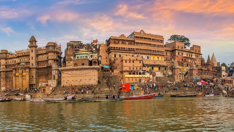 काशी में पिंडदान के लिए जा रहे हैं तो काम आएंगी ये बातें, दिल्ली से ऐसे बनाएं पूरा ट्रैवल प्लान
