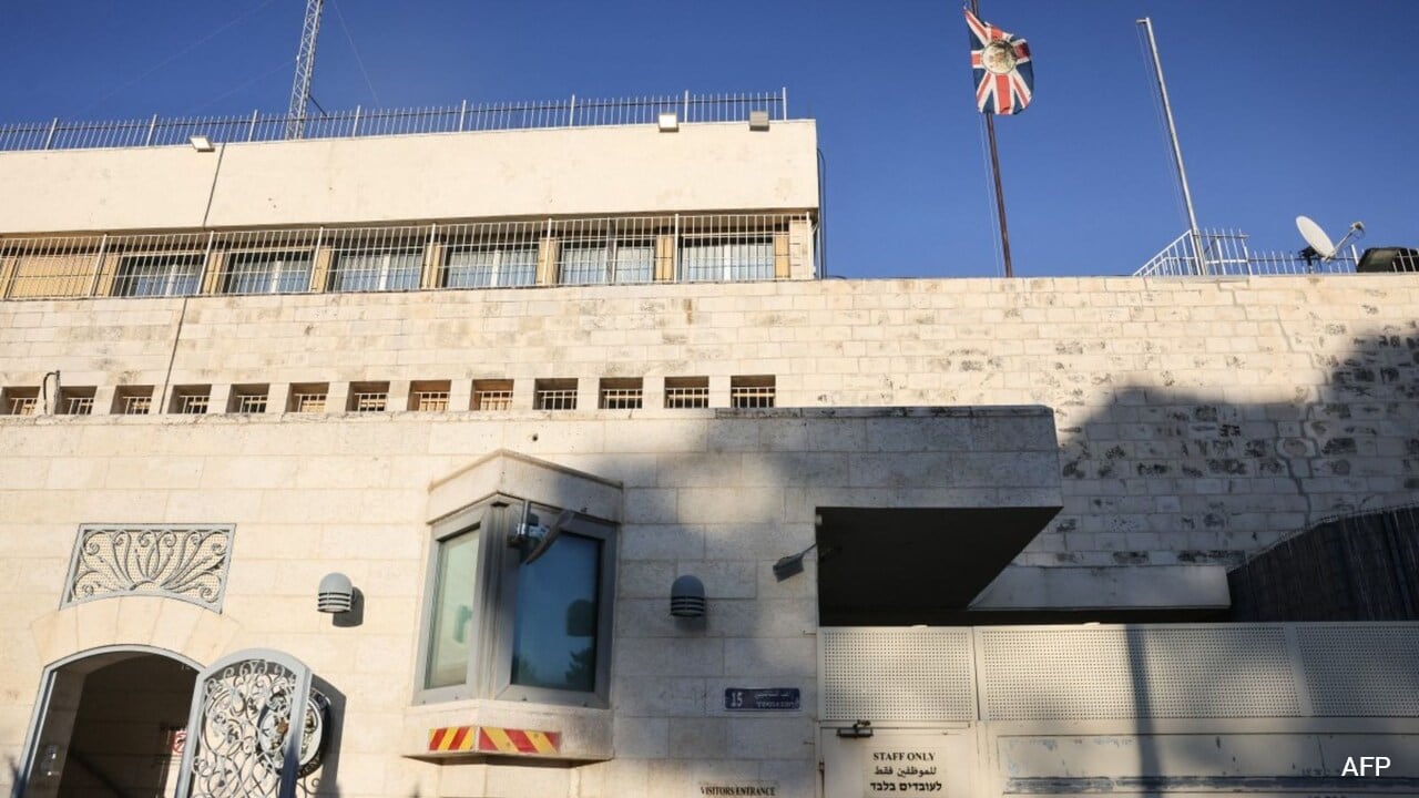 Israel Closes British Consulate Over West Bank Settlement Sanctions