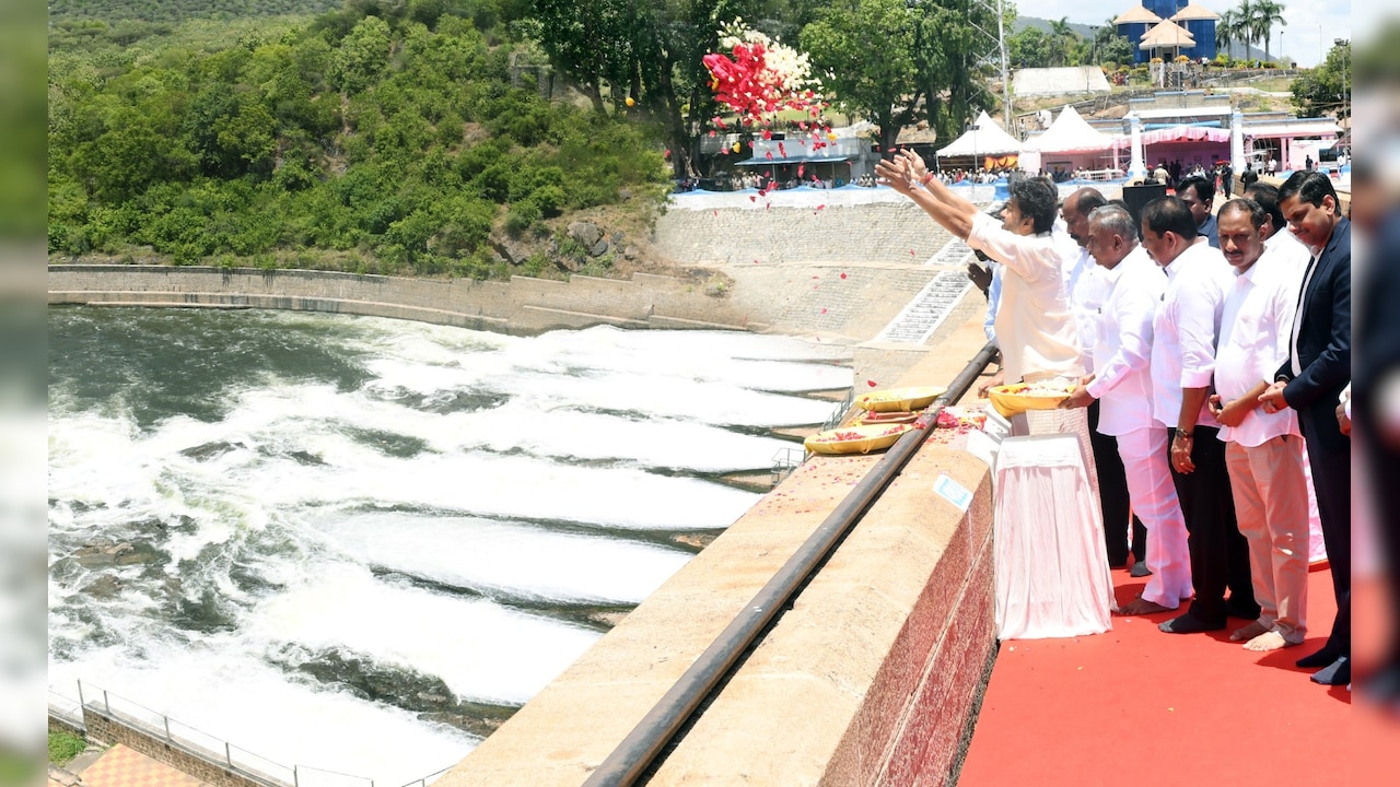 Vijay Releases Mettur Water For Delta Region Amid Cauvery Fight With Karnataka