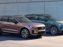Volvo XC60, XC90 Facelift PHEVs Debut With Up To 200 Km Of Electric Range