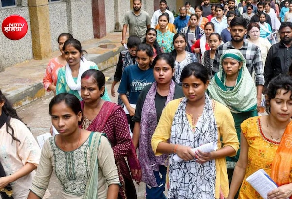 UP स्पेशल TET में कौन से टीचर हो सकते हैं शामिल? जानें नौकरी बचाने के लिए चाहिए होंगे कितने मार्क्स