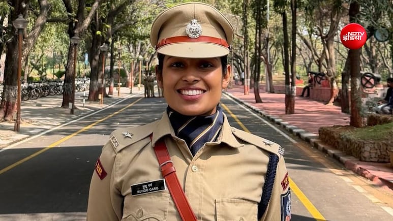 बेड रेस्ट के दौरान UPSC की तैयारी कर IPS बनीं कुहू गर्ग, DGP पिता के रिटायरमेंट पर रचा इत&zwj;िहास