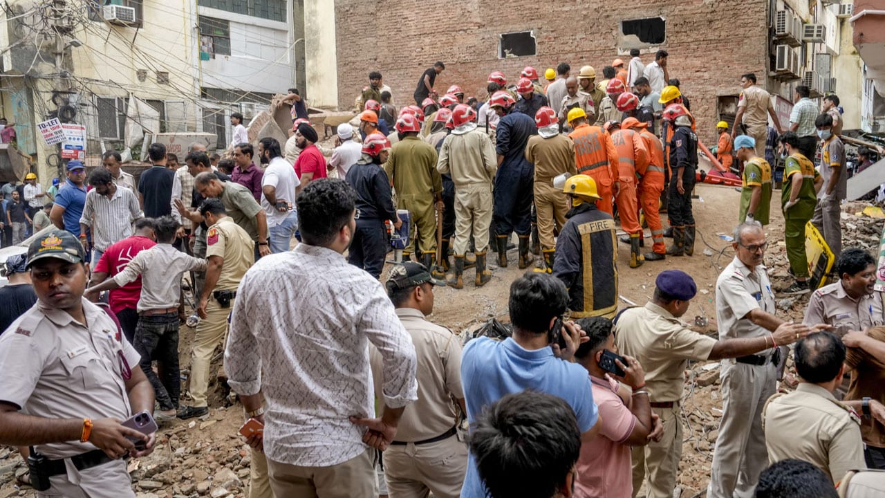 'Children's Cries Heard Under Rubble After Delhi Building Collapse: Eyewitness