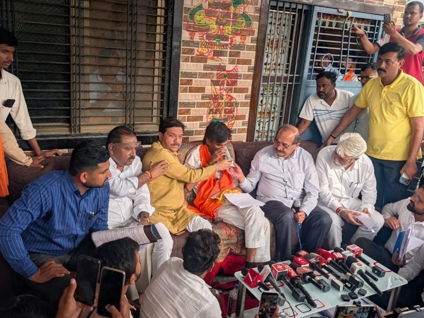 Activist Manoj Jarange calls off his 20-day fast Activist Manoj Jarange calls off his 20-day fast