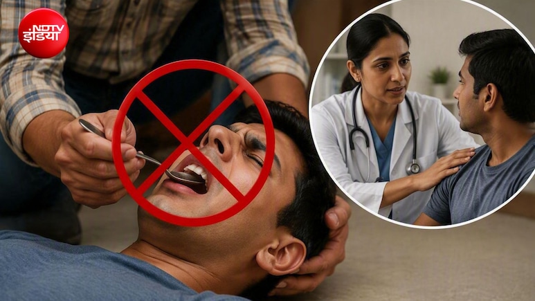 मिर्गी के दौरे पड़ने पर मुंह में चम्मच डालना चाहिए? न्यूरोलॉजिस्ट ने बताया क्या है सही