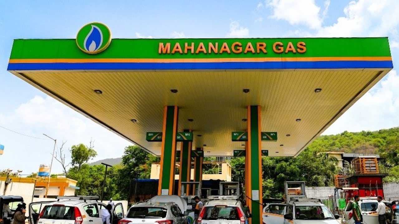 CNG Prices Rise By Rs 2 In Mumbai Amid Middle East Crisis