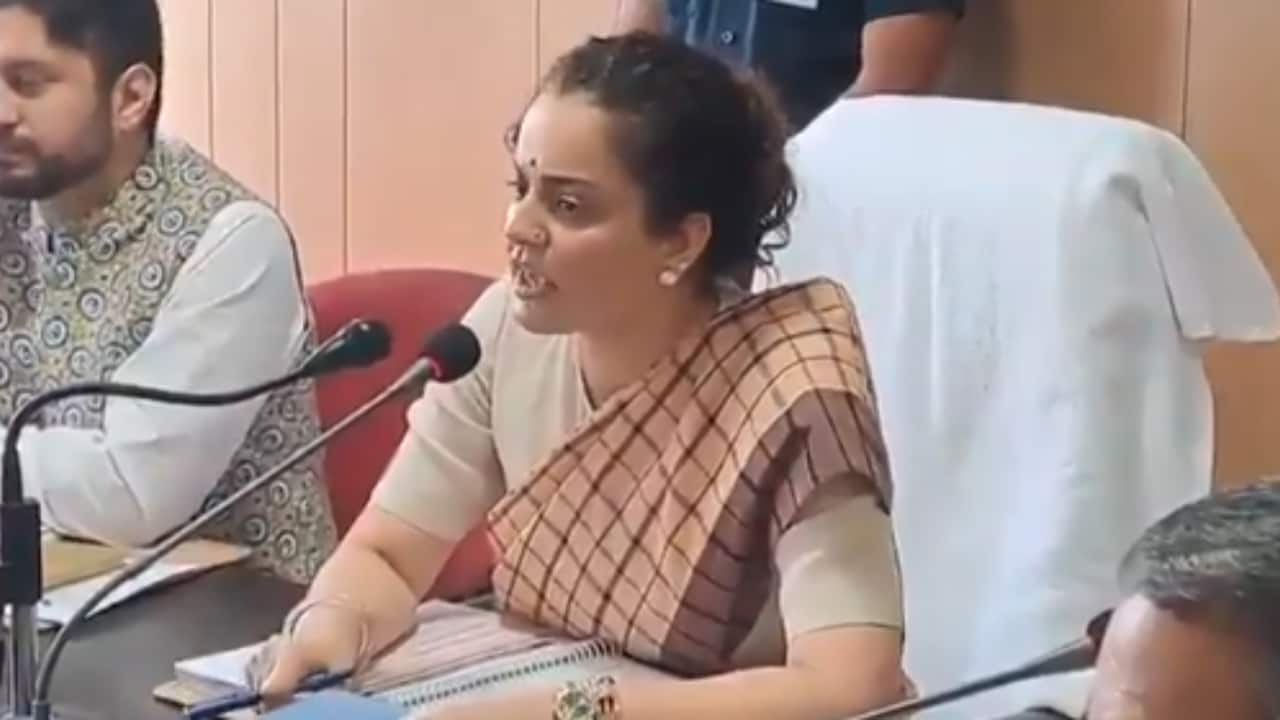 "Lazy, Incompetent": Kangana Ranaut's Fiery Exchange With Officials In Mandi