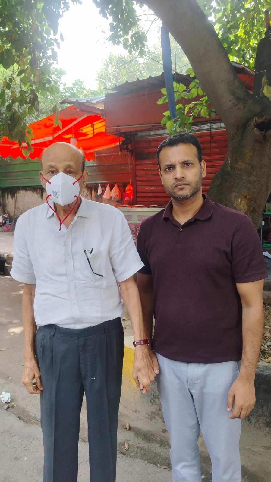 सत्य निकेतन हादसे वाली बिल्डिंग का मालिक हरिराम बंसल, पुलिस गिरफ्त में. सत्य निकेतन हादसे वाली बिल्डिंग का मालिक हरिराम बंसल, पुलिस गिरफ्त में.