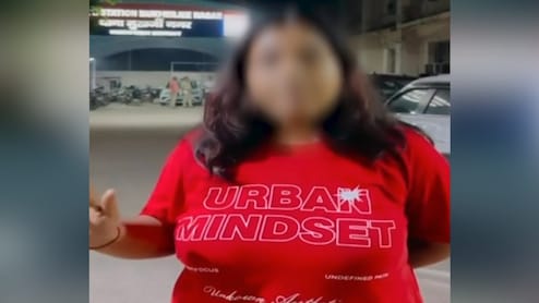 A Remark On Delhi University Student's 'Urban Mindset' T-Shirt Before Harassment