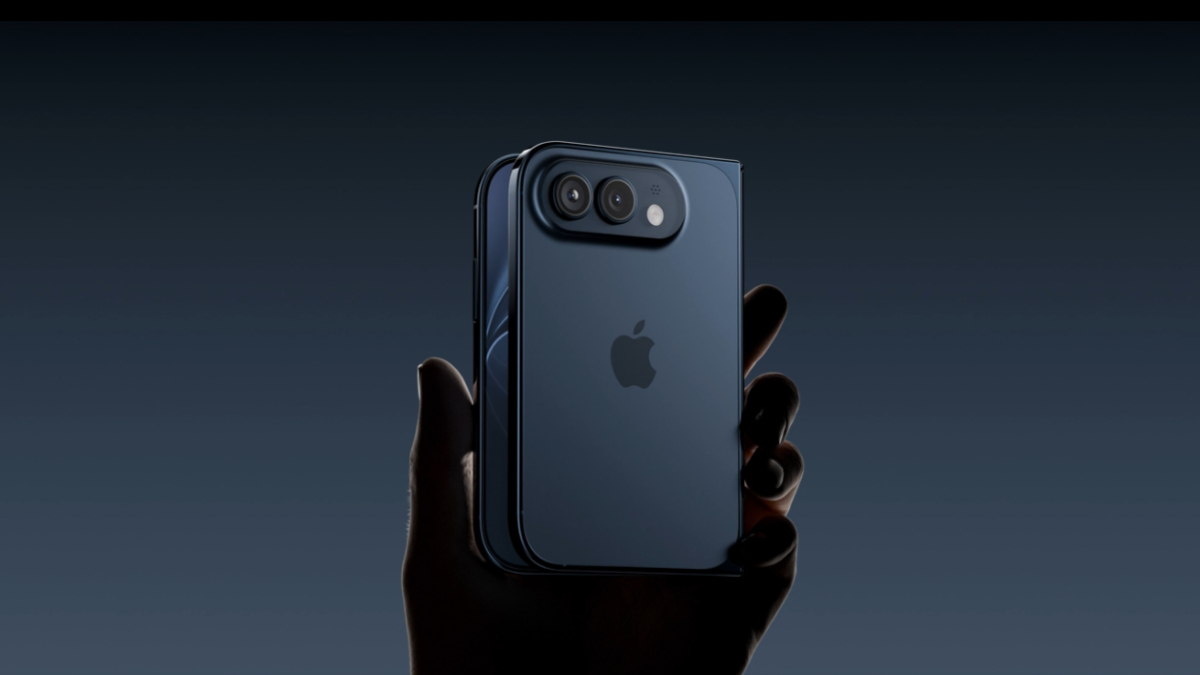 Apple का पहला Foldable iPhone आज हो सकता है लॉन्च! कितनी होगी कीमत और क्या होंगे फीचर्स?