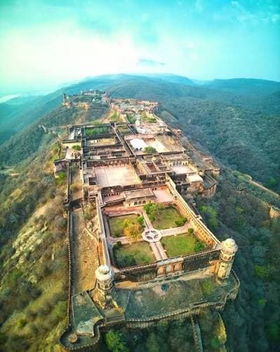 Jaigarh Fort Treasure Mystery: Why Indira Gandhi Blocked Jaipur Highway For Army Trucks? Jaigarh Fort Treasure Mystery: Why Indira Gandhi Blocked Jaipur Highway For Army Trucks?
