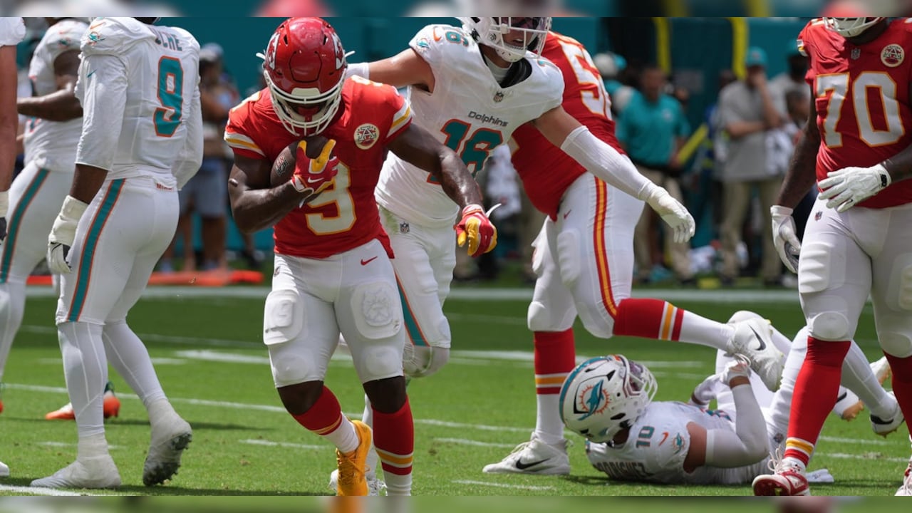 Miami Dolphins vs Kansas City Chiefs Game Gets More Complicated After Two Controversial Referee Calls