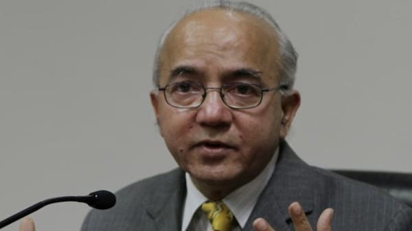 Ex-Delhi Chief Secretary Rakesh Mehta Dies By Suicide In Noida Flat