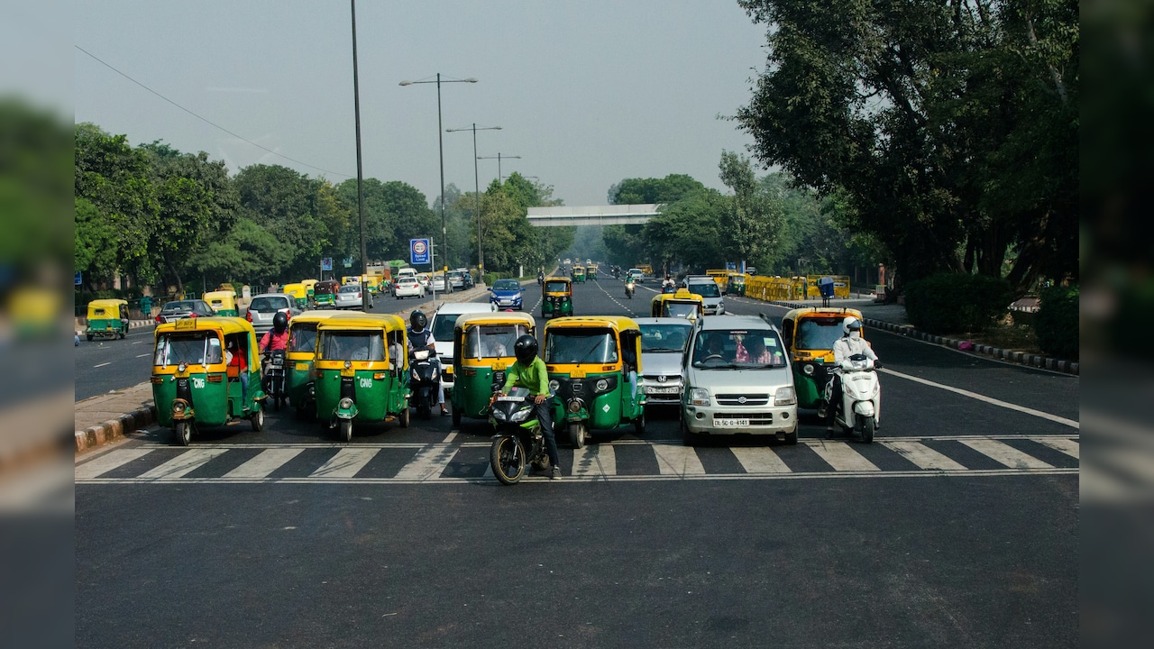 Krishan Janmashtami: Traffic On DBG, Ajmal Khan Roads In Delhi Likely To Be Affected; Check Alternate Routes