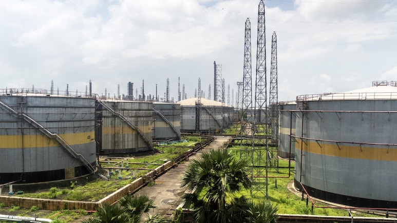 Oil Shipments To India Face Delivery Hurdles On Mideast Snarls