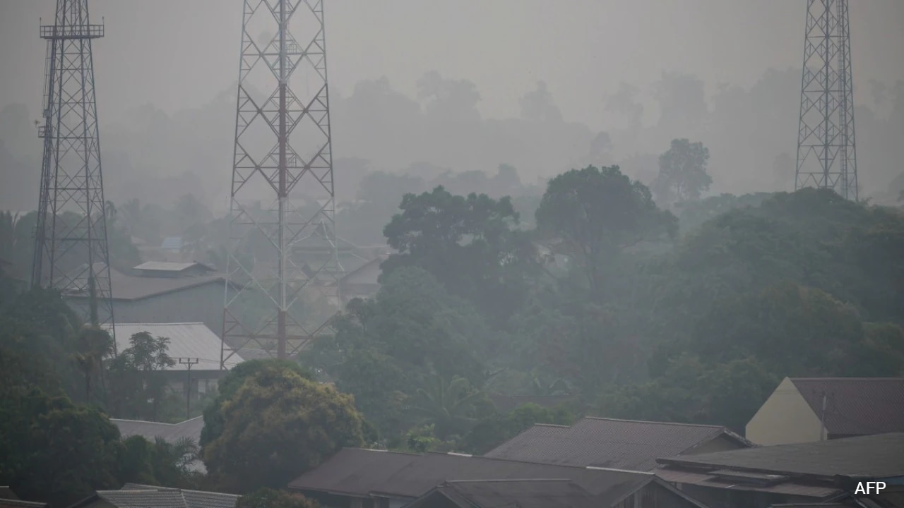 11 Killed, Including 6 Children, In Massive Indonesia Market Fire