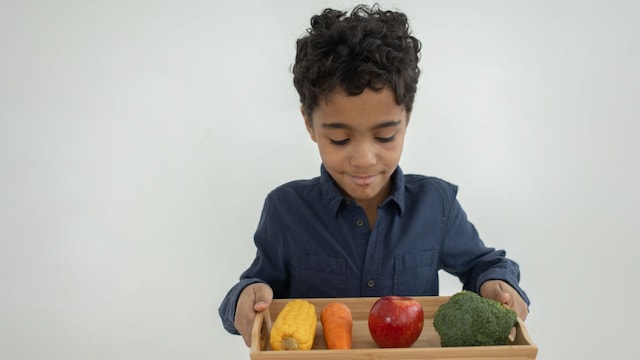 A child's diet needs to be nutritious and healthy