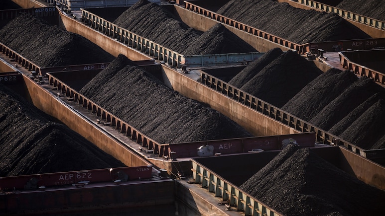 Trump-Xi Summit Yields Coal-Buying Pledge As Tariff Talks Extend