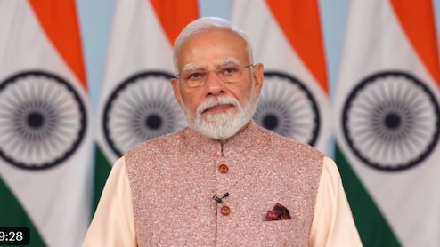 मोदी कैबिनेट में फेरबदल की अटकलों के बीच मंत्रियों से पीएम की मुलाकात, जानें क्या हुई बात