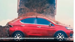 20 Tonnes Of Gravel & Rocks Dumped Over Tata Aeris, Here's How It Went: Watch