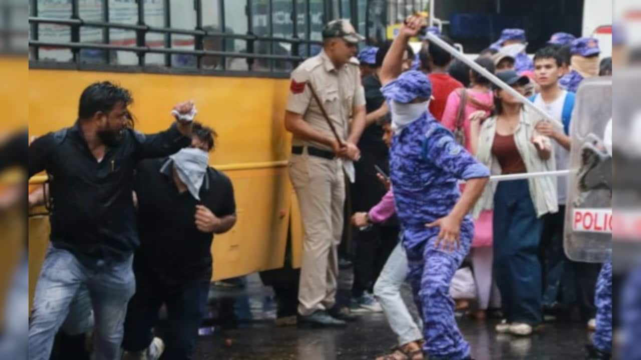 "Very Distressing To See...": Top Court Judge Slams Police Crackdown At Jantar Mantar