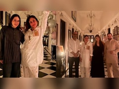 Unseen Pics From Kareena Kapoor's 46th Pyjama-Themed Birthday Party Featuring Karisma, Saif