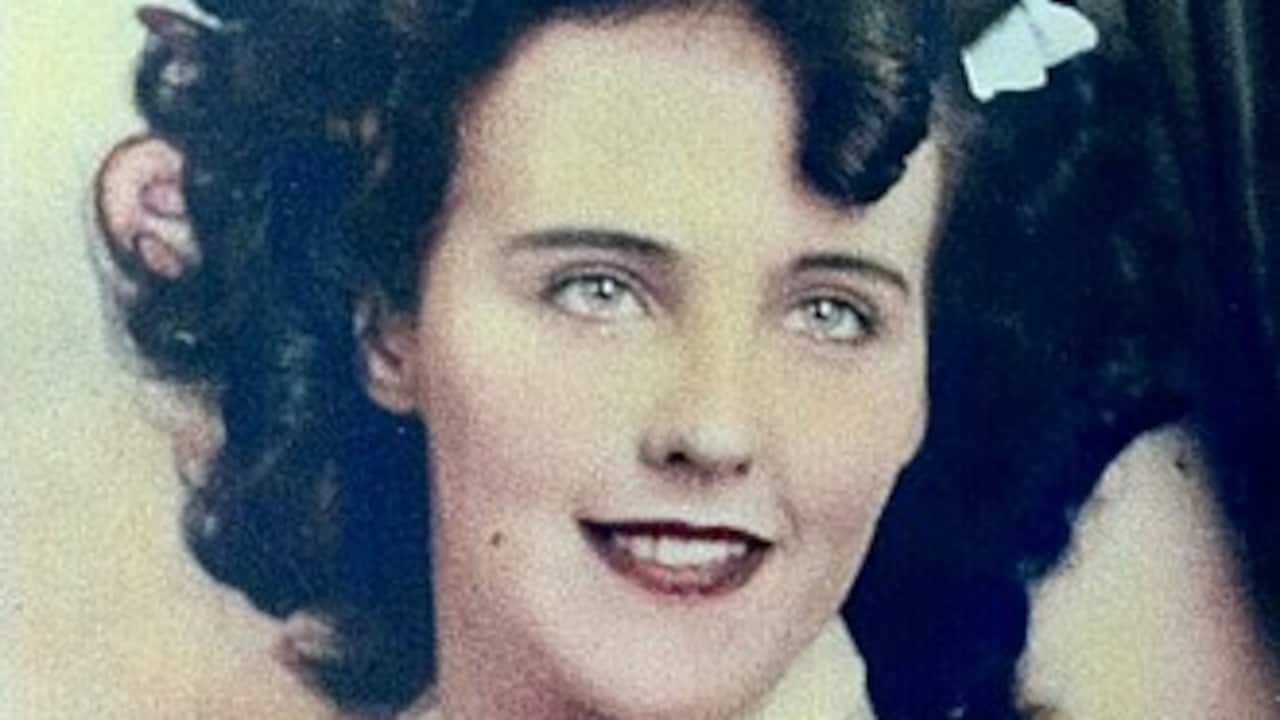 Actor Found Naked, Body Cut In Half, Belongings Mailed To Press: The 80-Year Hunt For Her Killer