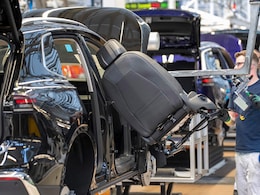 Once a Crown Jewel, Porsche Now Clouds Volkswagen's Recovery Plans