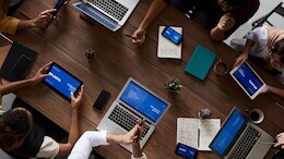 5 मिनट की Google Meet और वर्क फ्रॉम होम कर रहे 80 कर्मचारी की चली गई नौकरी