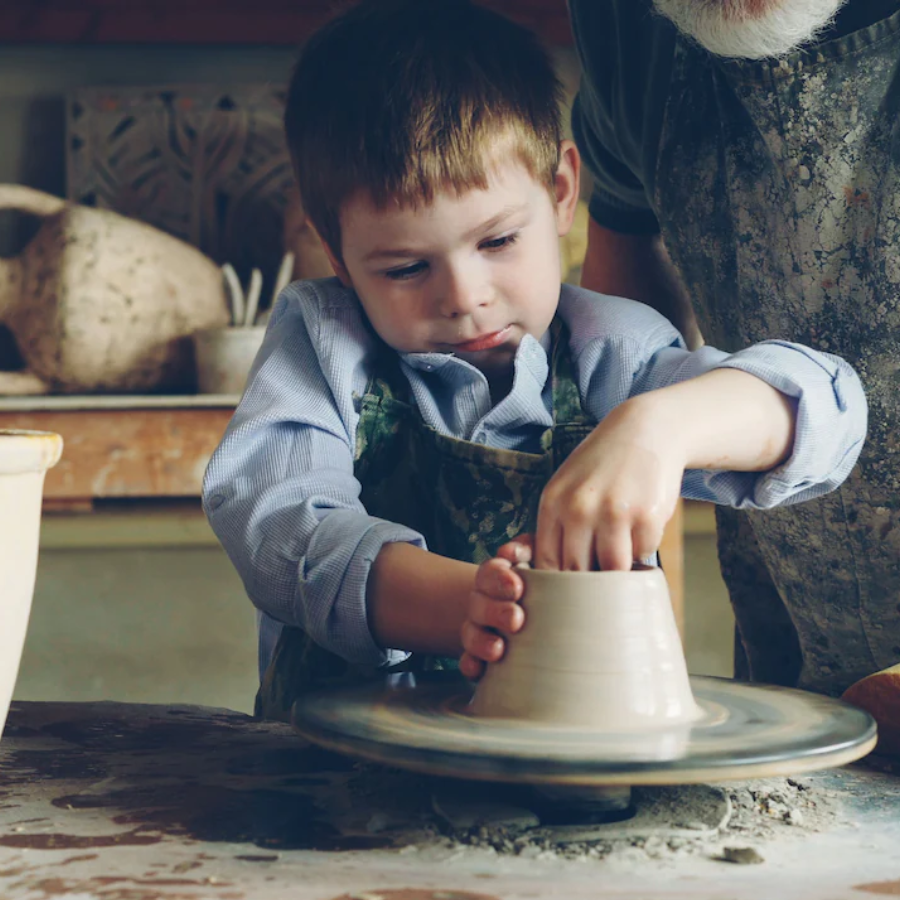 Shop 5 DIY Pottery Kits For A Creative Activity With Your Kids