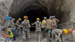 नेपाल आपदा में 9 दिन बाद चमत्कार, बाढ़ के मलबे में दफन सुरंग से जिंदा निकाले गए 2 मजदूर