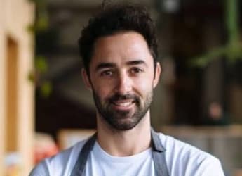 https://food.ndtv.com/food-drinks/exclusive-from-electrician-to-masterchef-australia-judge-and-restaurateur-andy-allen-on-the-journey-that-changed-his-life-12086767
