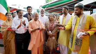 यूपी में 75 हजार भर्ती निकालने की तैयारी,विधानसभा चुनाव से पहले सीएम योगी आदित्यनाथ का बड़ा दांव