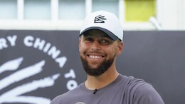 Viral Video Shows Brandin Podziemski Copying Stephen Curry as Warriors Fans React