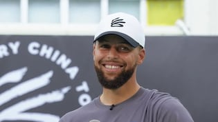 Viral Video Shows Brandin Podziemski Copying Stephen Curry as Warriors Fans React