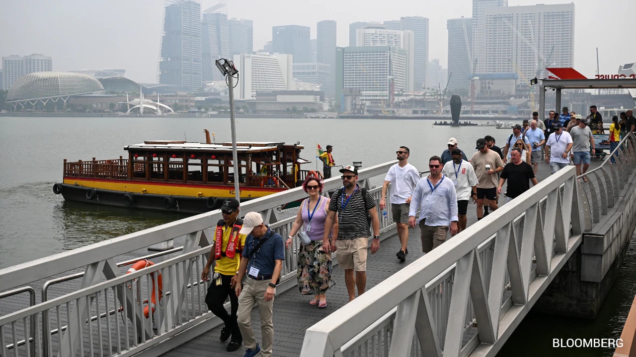 Singapore Among World's Most Polluted Cities As Indonesia Wildfires Fuel Haze