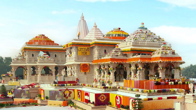 10 Popular Spiritual Destinations In India For A Meaningful Getaway